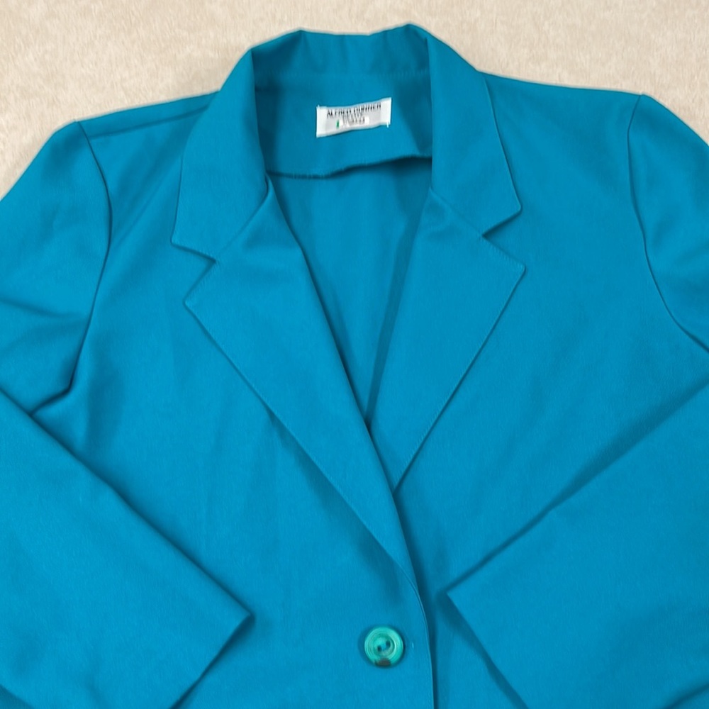 bright green blazer - Picture 3 of 14